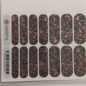 Jamberry Moon Glass Twist